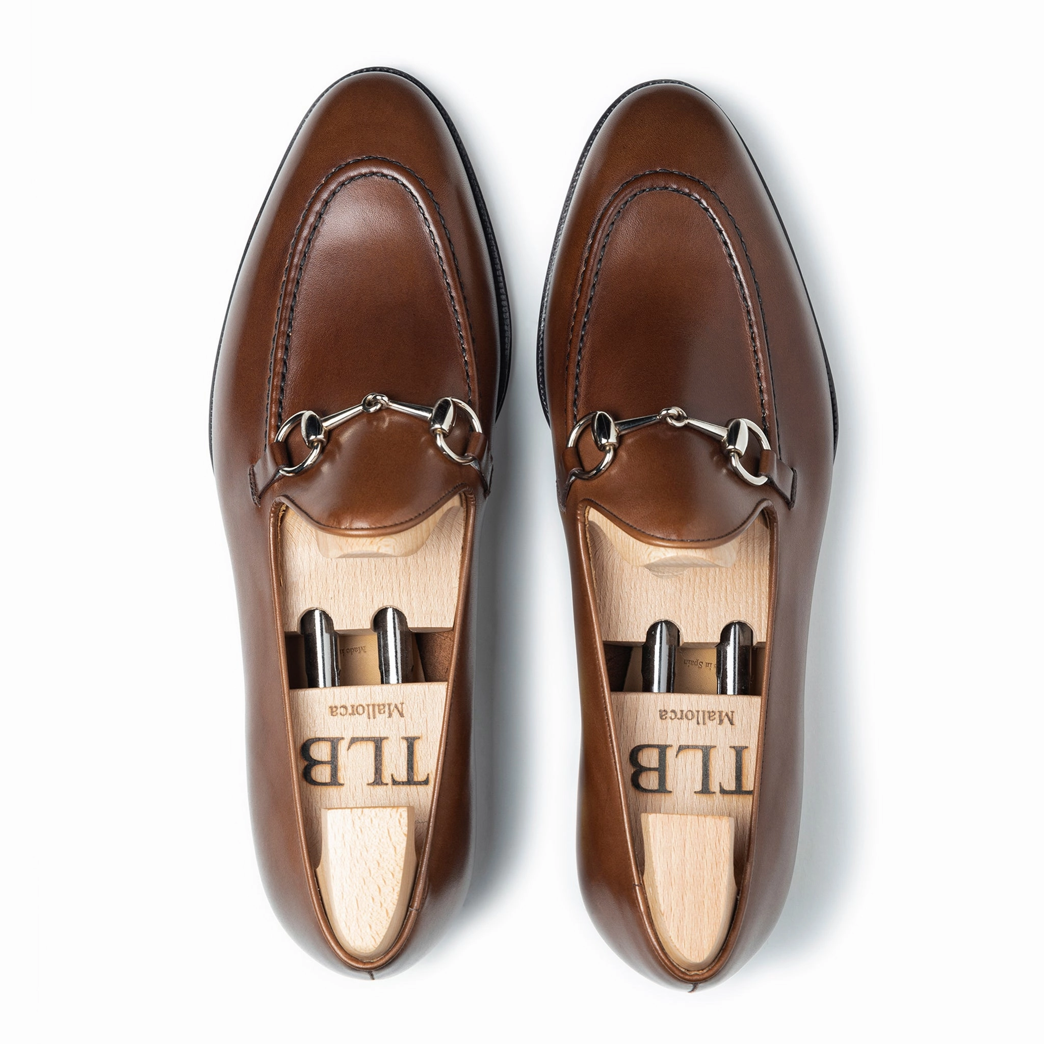 283 ARTISTA Unlined Sophisticated Step