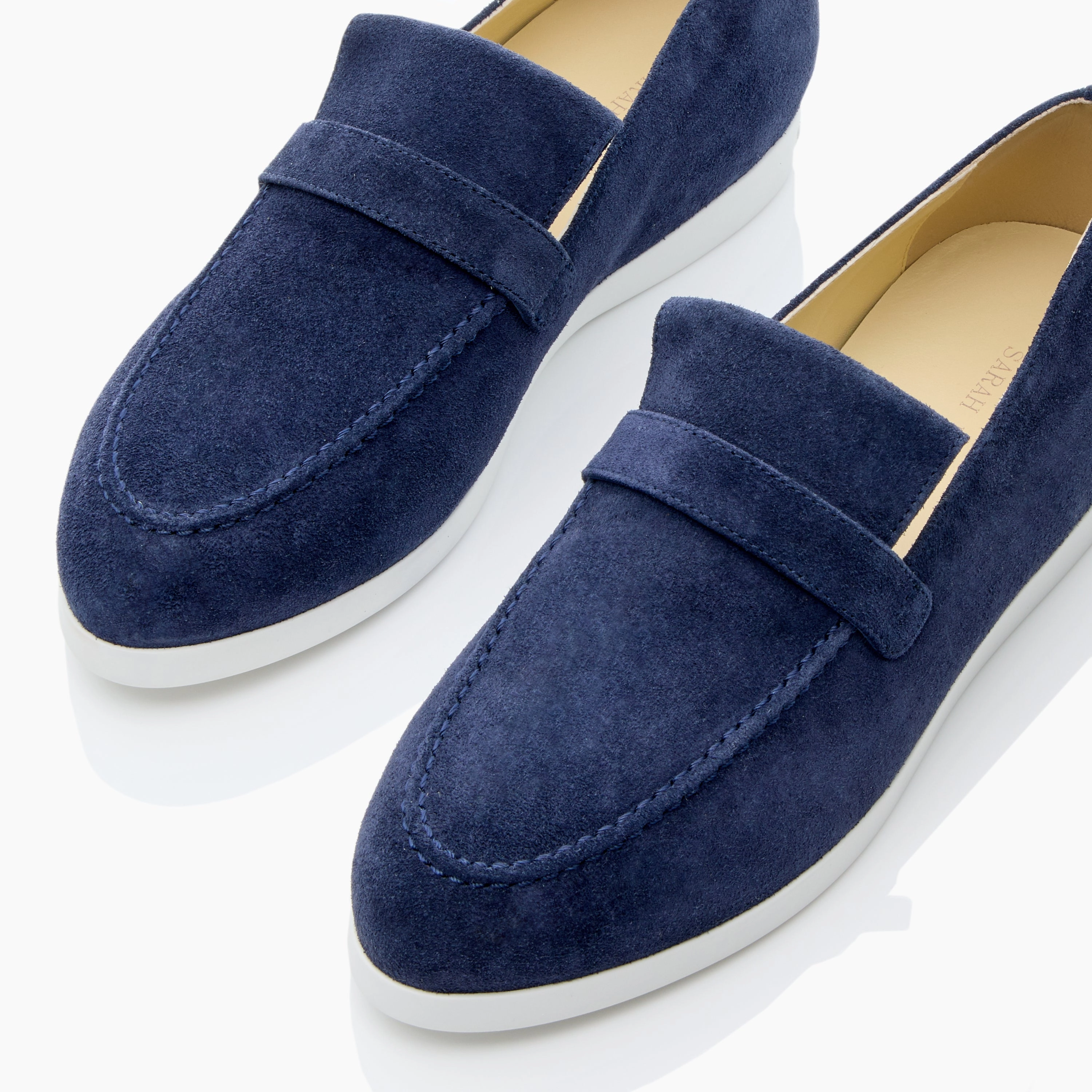 Alysia Sneaker Trendy Footwear
