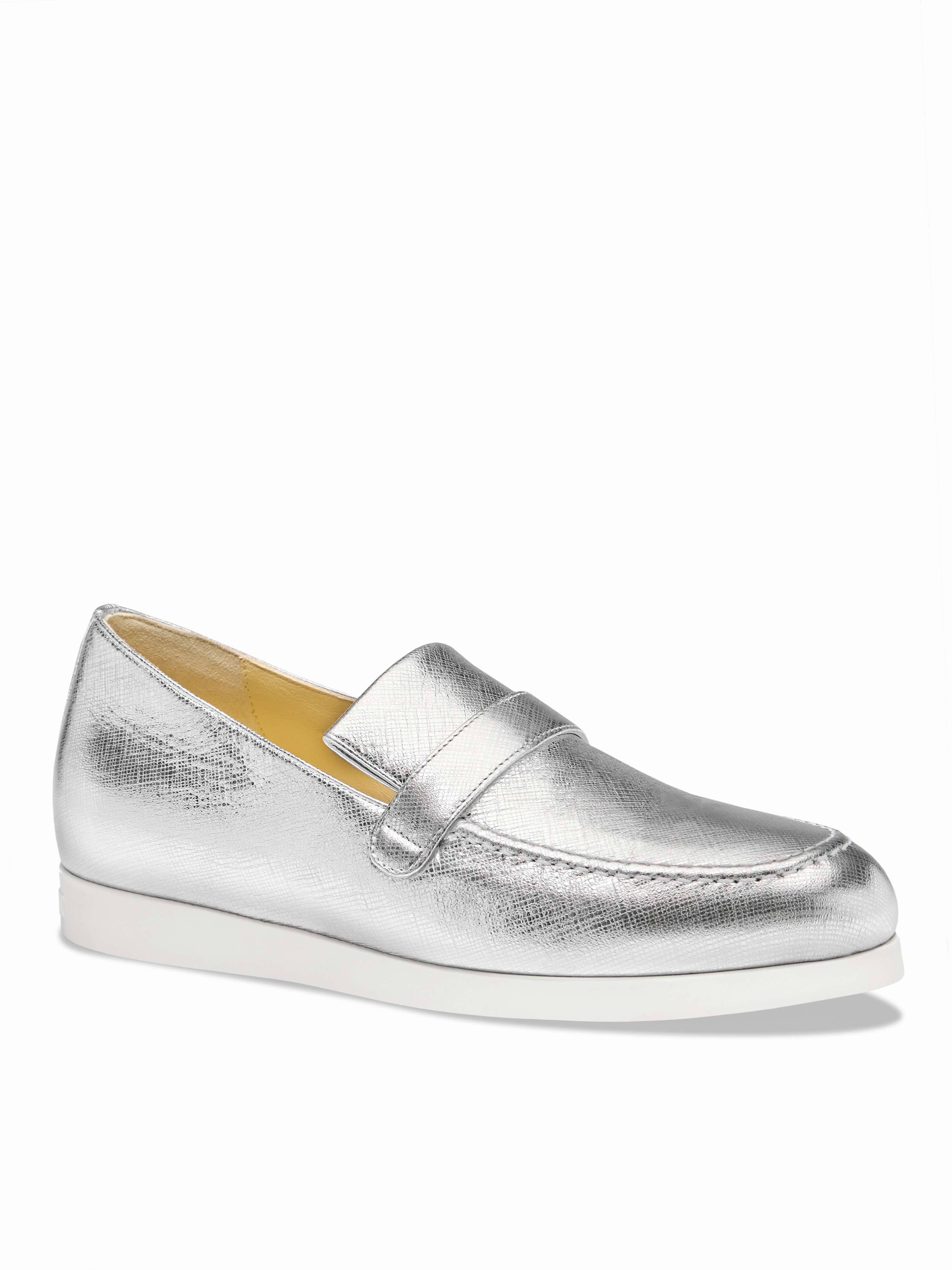 Alysia Sneaker Versatile Design