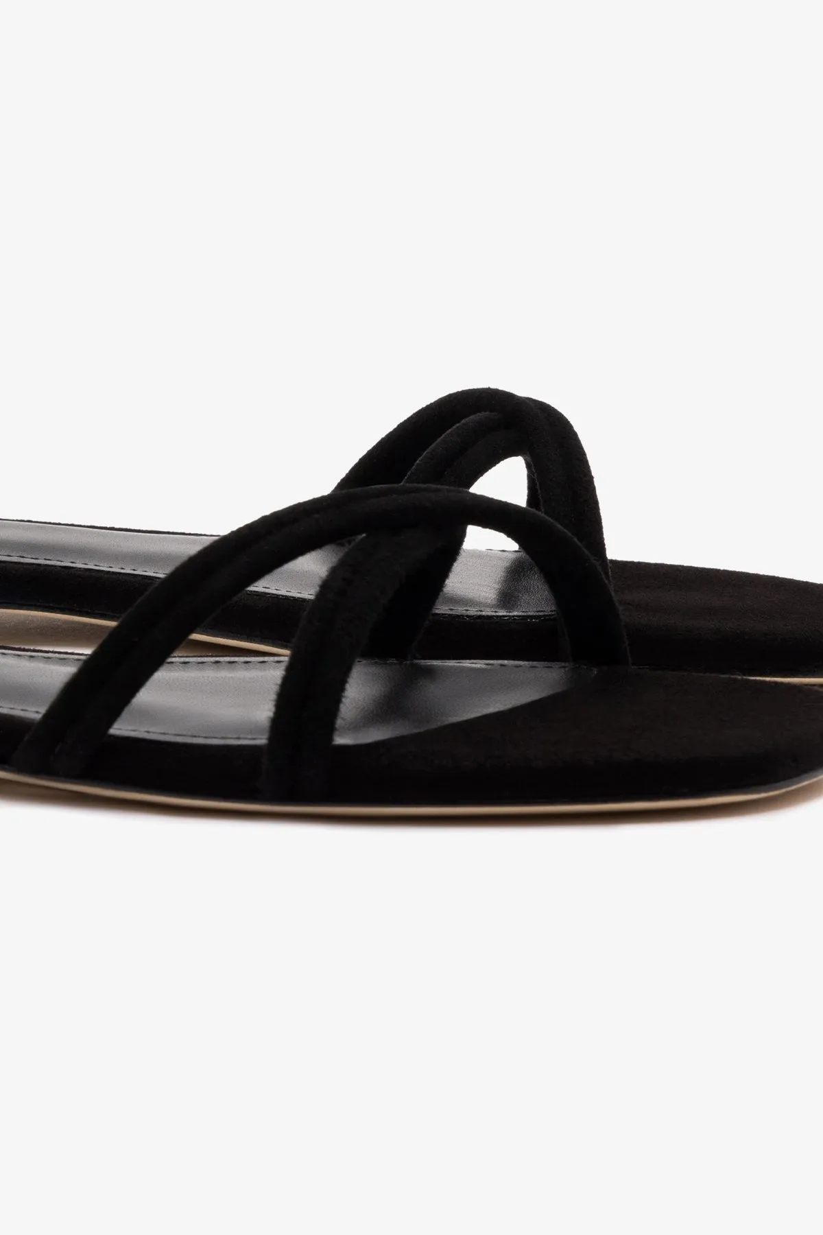 Annie Flat In Black Suede Comfy Step