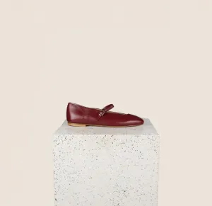 Bari - Rouge Flexible Movement Shoes Sleek Construction