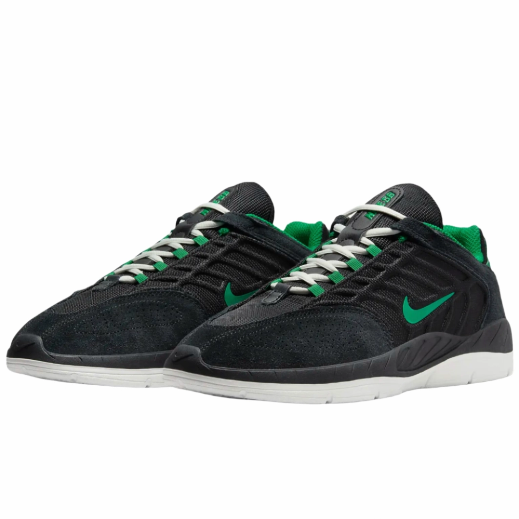 Board Master Nike SB Vertebrae Black/Malachite-Black