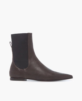 Versatile Fit Sleek Finish Cad Boot