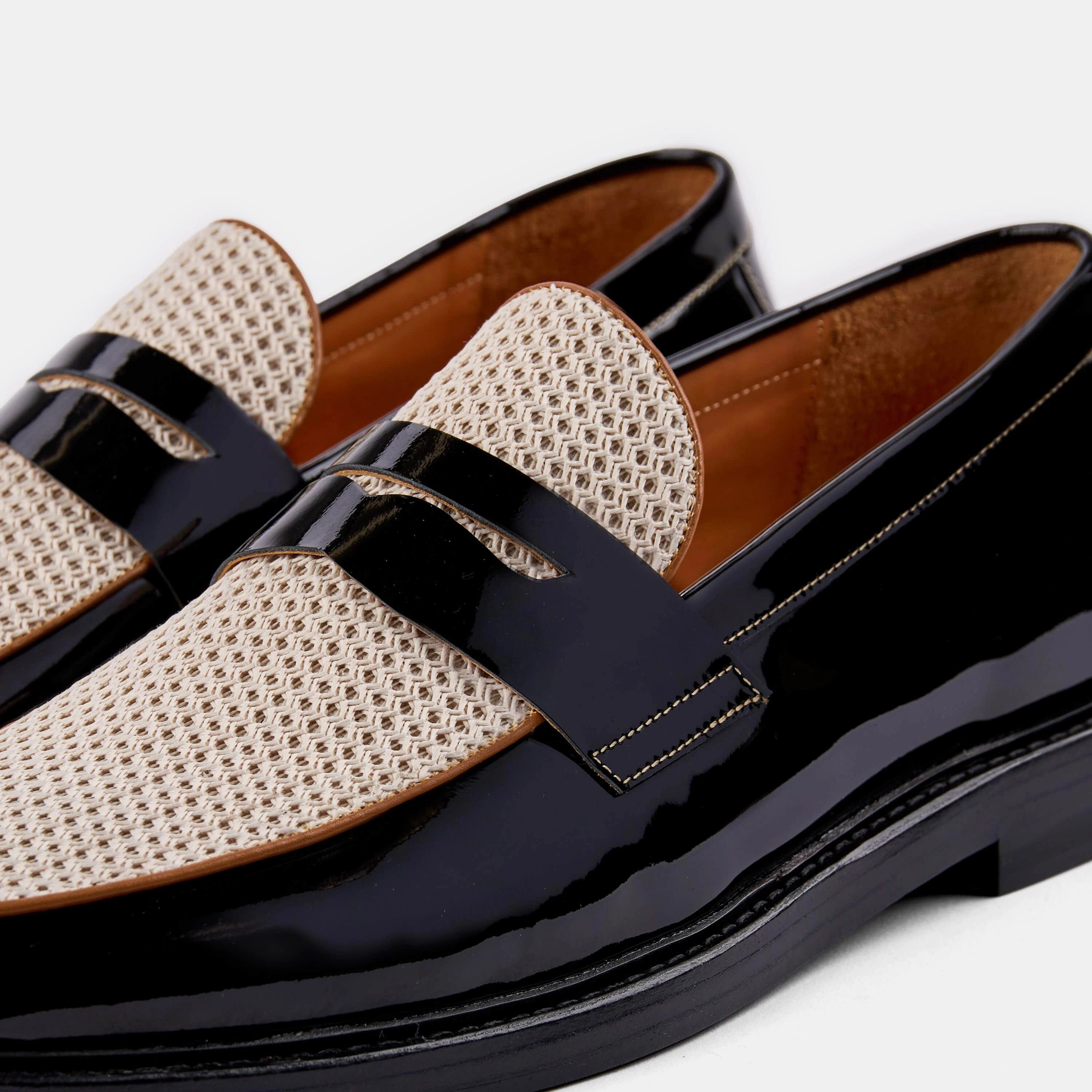 Calum Black/White Leather Penny Loafers Breathable Leather