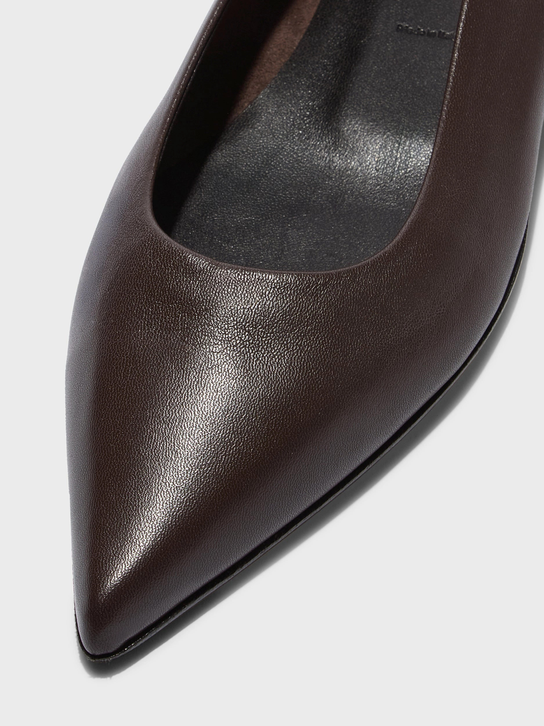 Cassy Pointed-Toe Flats Light Comfort