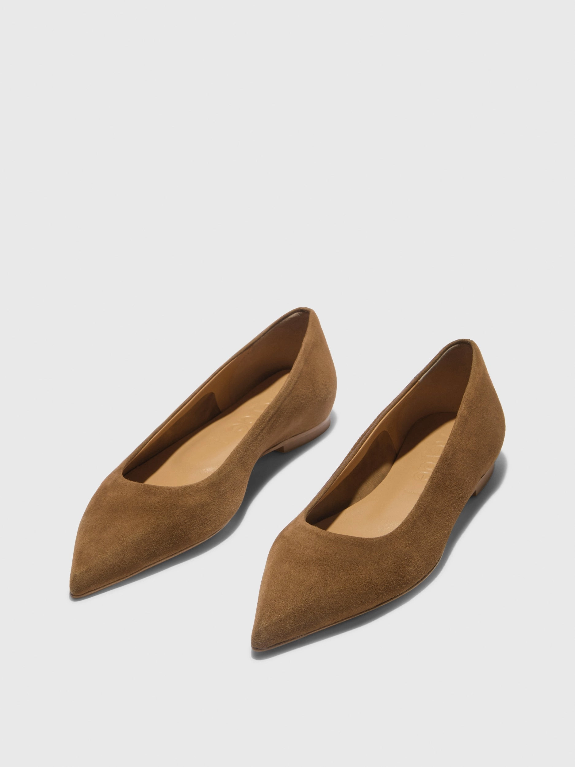 Cassy Pointed-Toe Suede Flats Casual Look