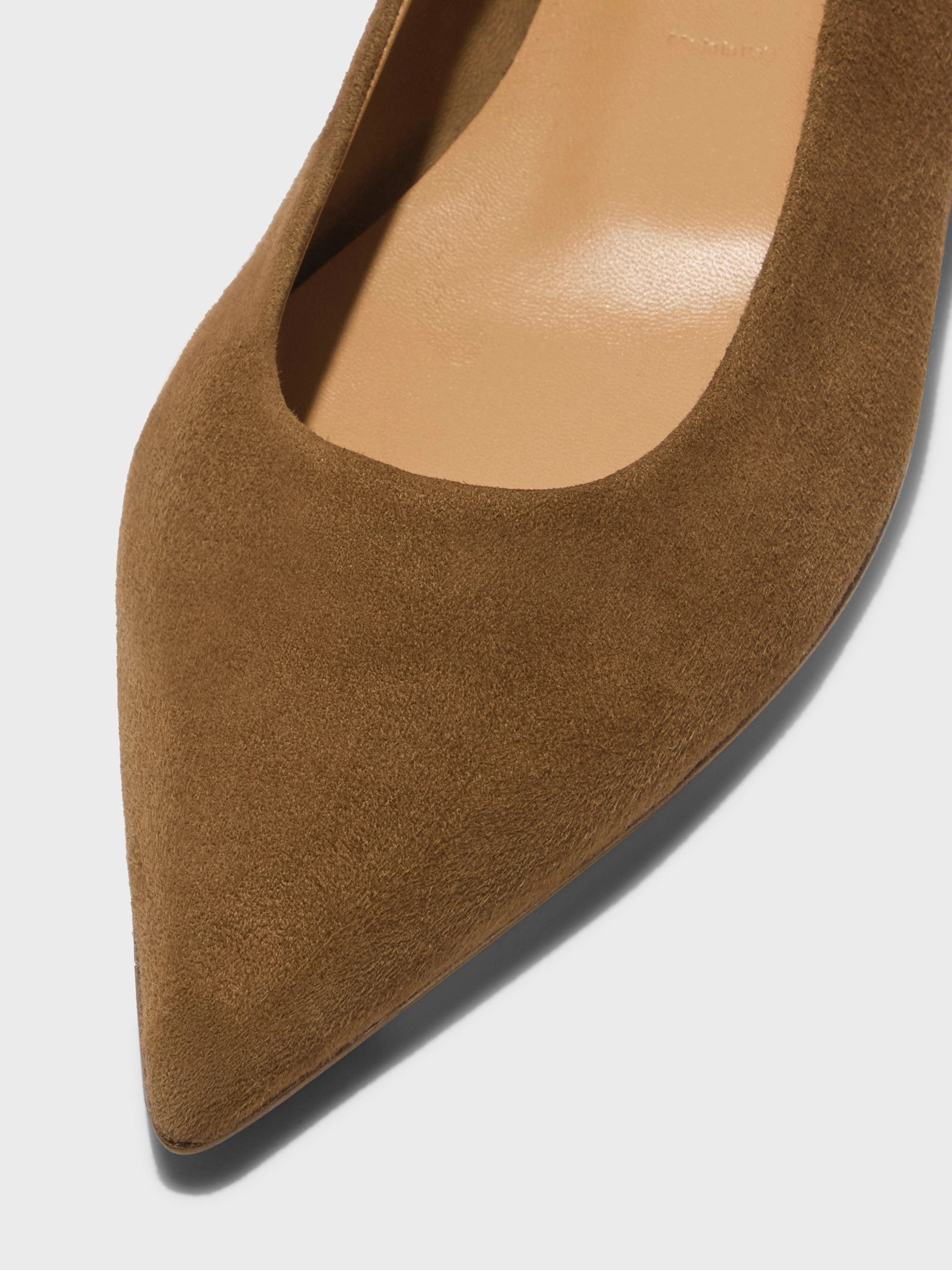 Cassy Pointed-Toe Suede Flats Casual Look