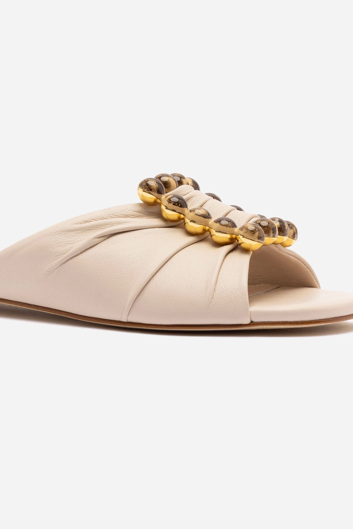 Chloe Gosselin by Larroud?? Nova Flat In Puff Cream Leather Breathable Material