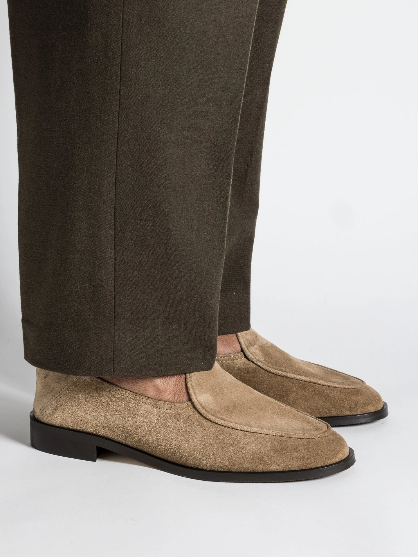 CHRIS EARTH SUEDE Arch Comfort