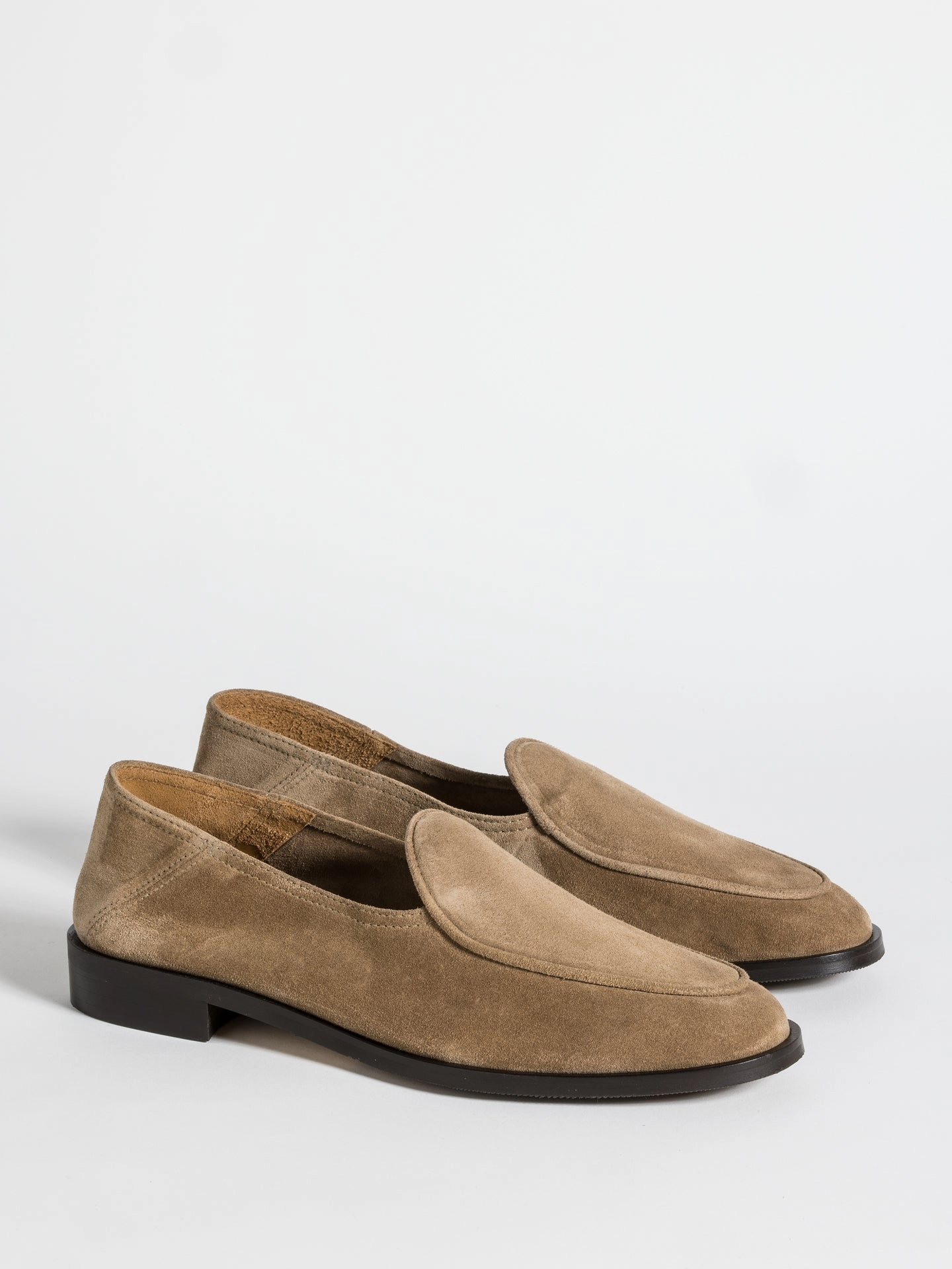 Soft Finish CHRIS EARTH SUEDE