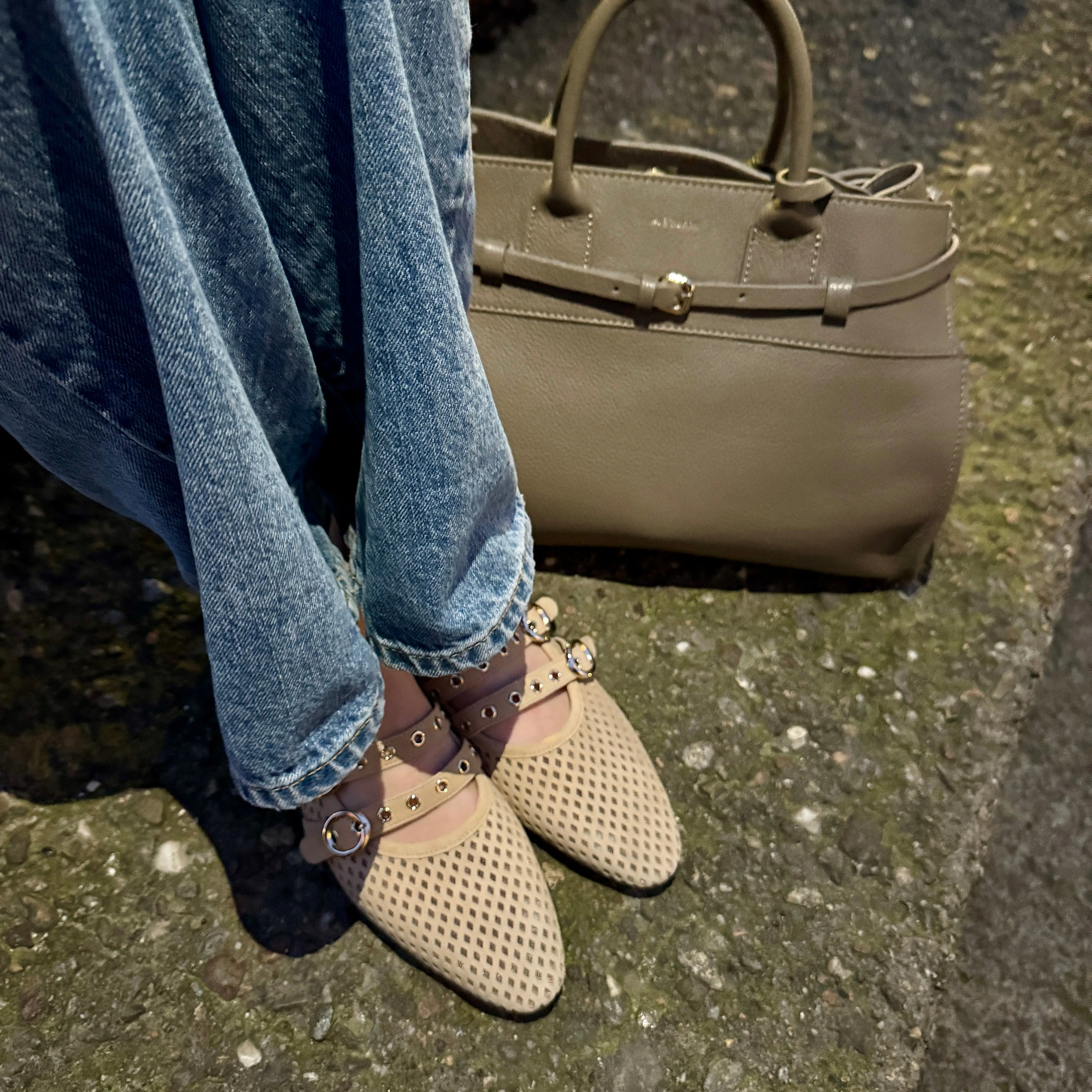 City Stride Como 2 Buckle - Perforated Sand