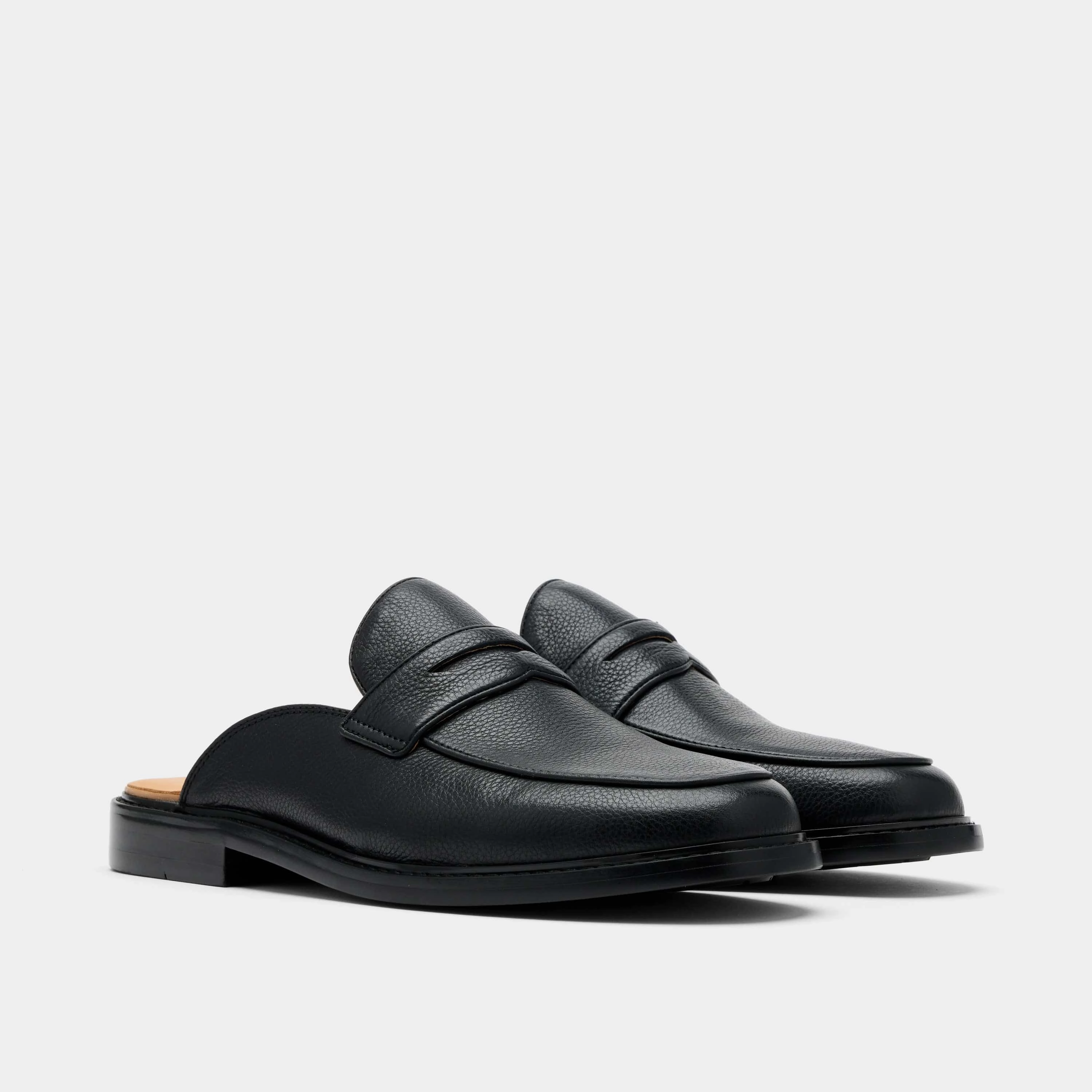 Classic Style Del Mar Black Pebble Loafer Mules