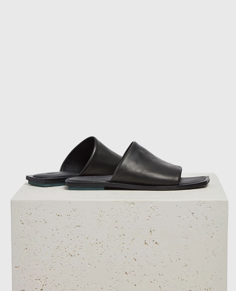 Stretch Fit Footwear Soft Support Irony Sandal