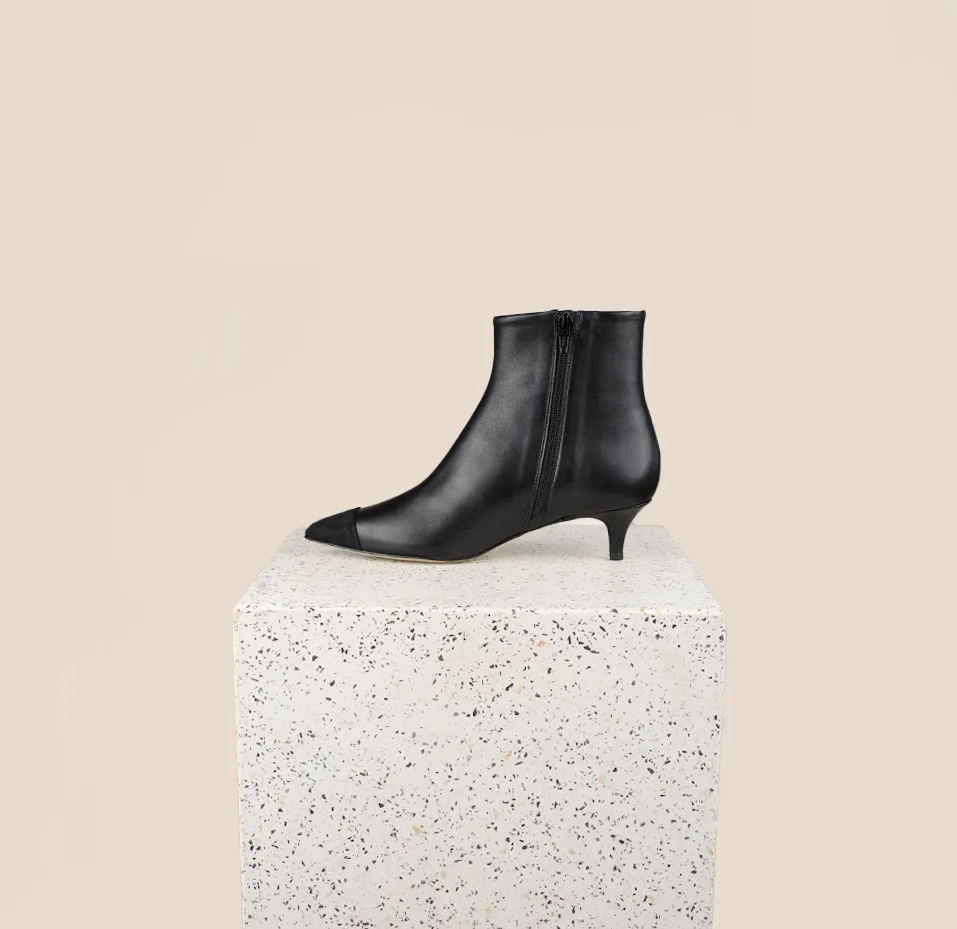 Comfortable Cushion Mantova - Black Leather/ Black Suede