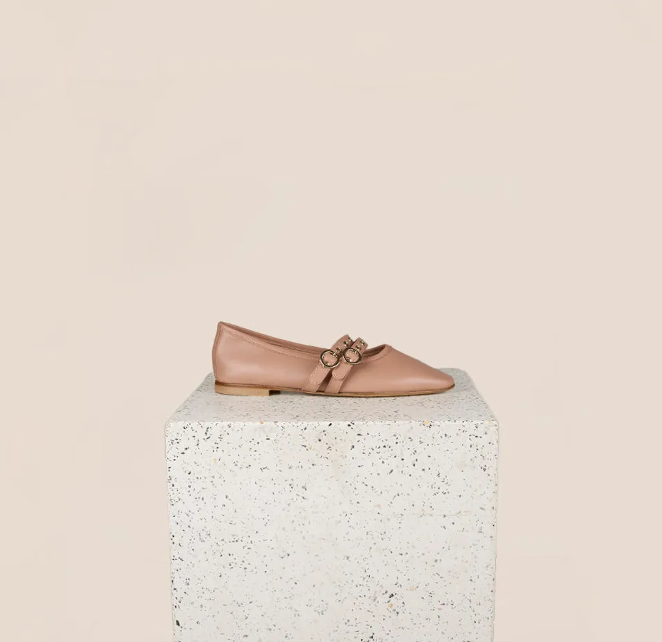 Como 2 Buckle - Nude Simple Sophistication