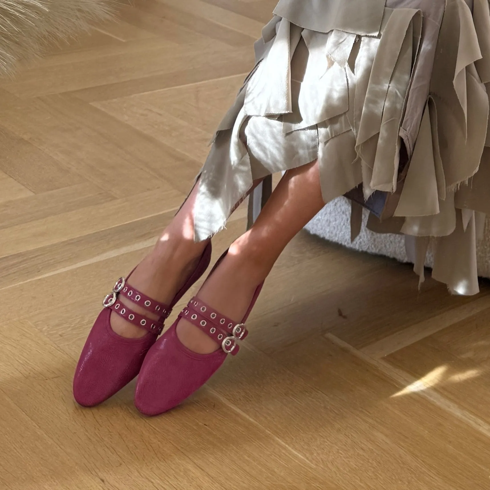 Como 2 Buckle - Raspberry Light Step