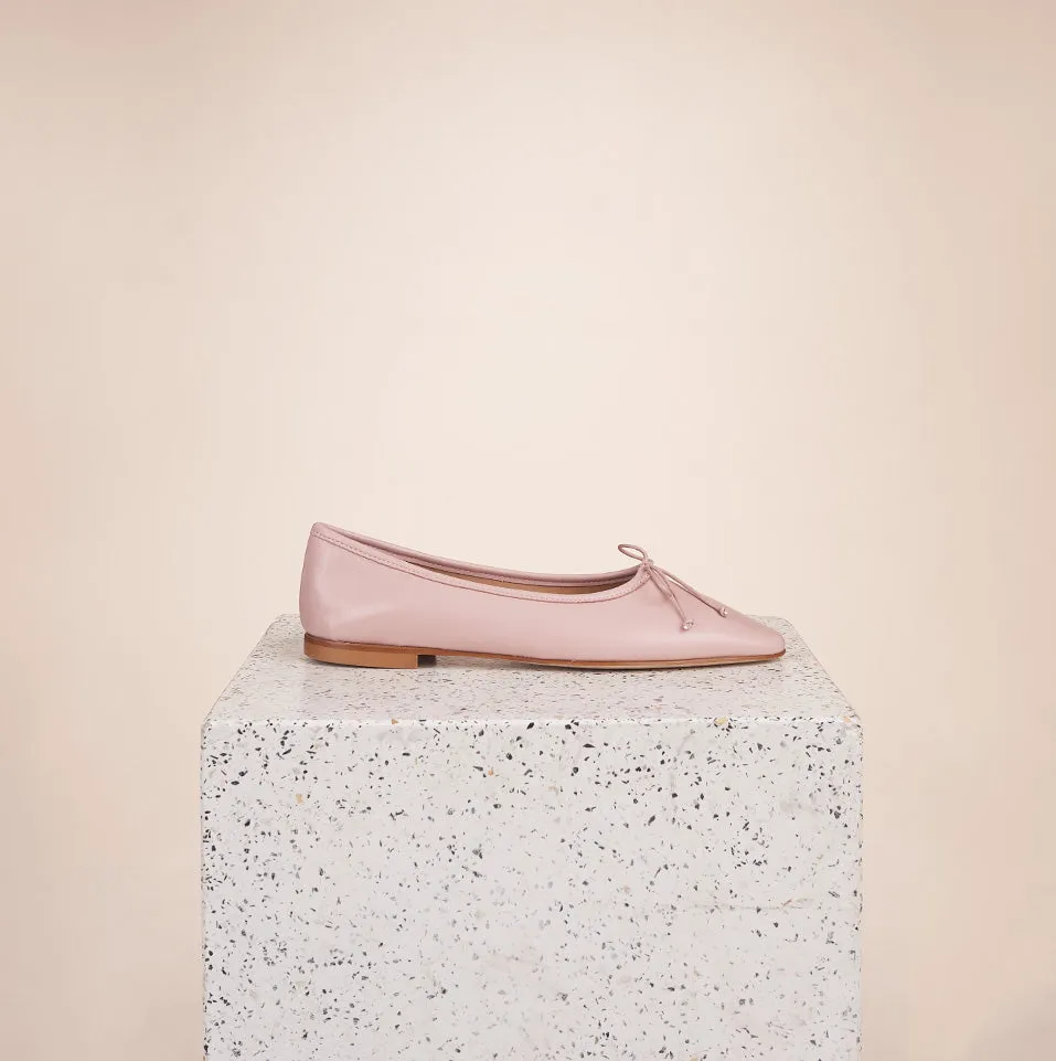 Como - Blush Casual Elegance