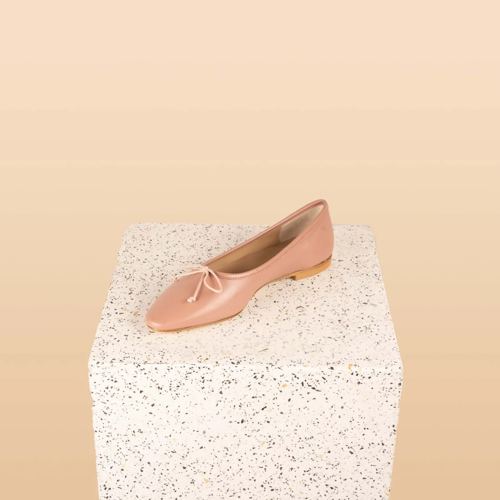 Como - Dusty Rose Flexible Outsole