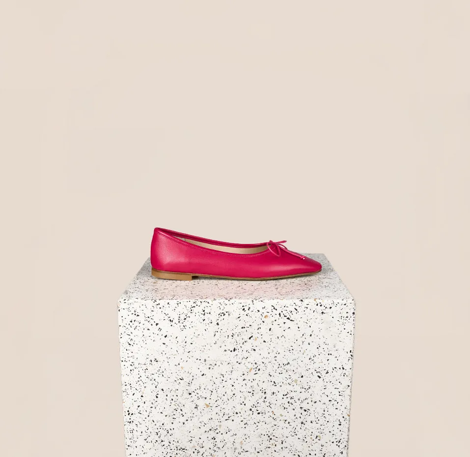 Como - Fuchsia Slip-On Style