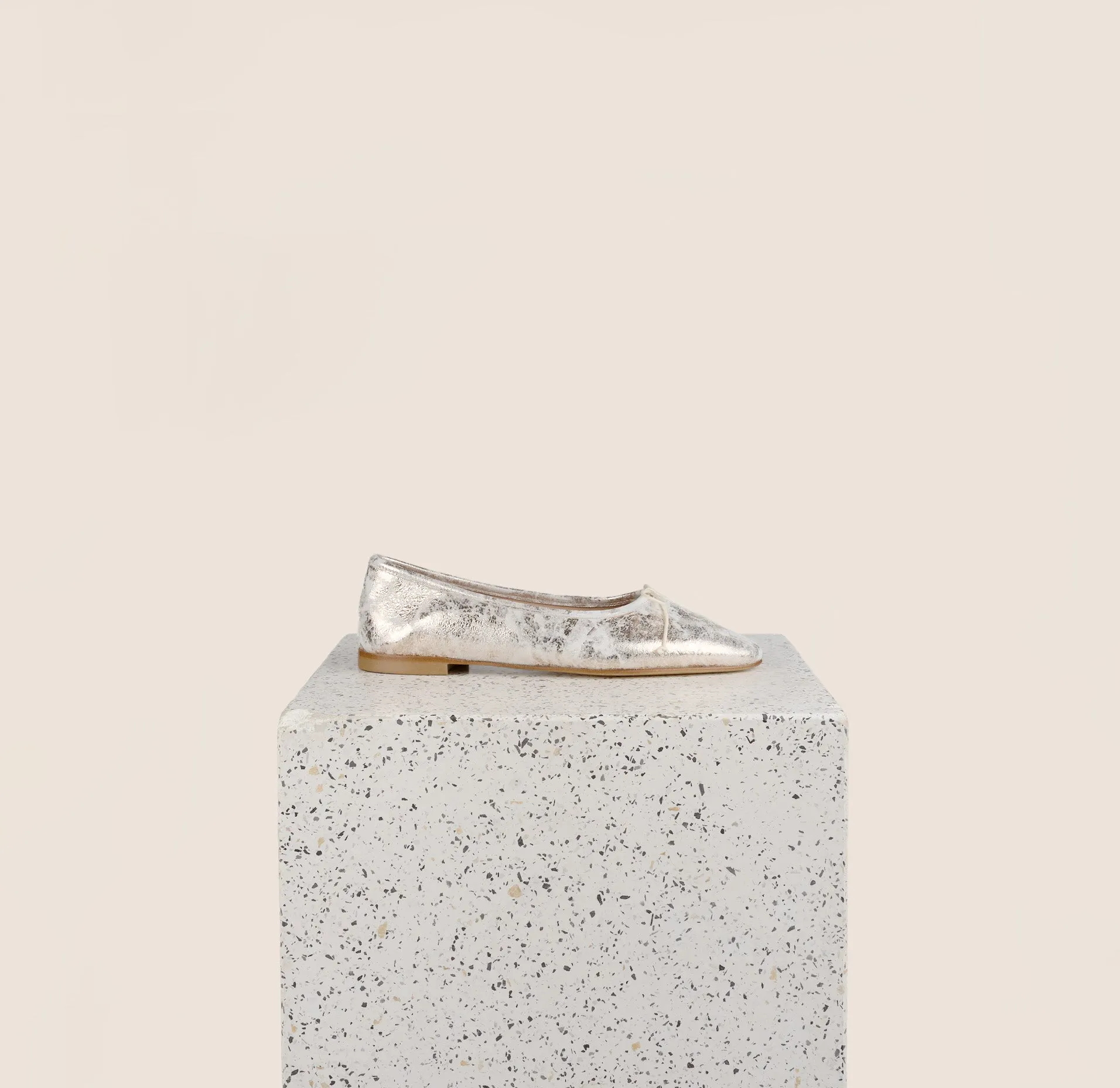 Como - Gold Rock Fashion Comfort