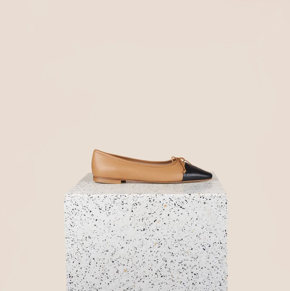 Como - Honey/Black Packable design