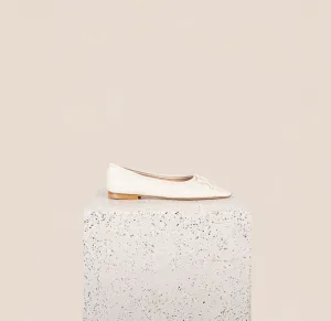 Non-Slip Soles Road-Tested Durability Como - Ivory