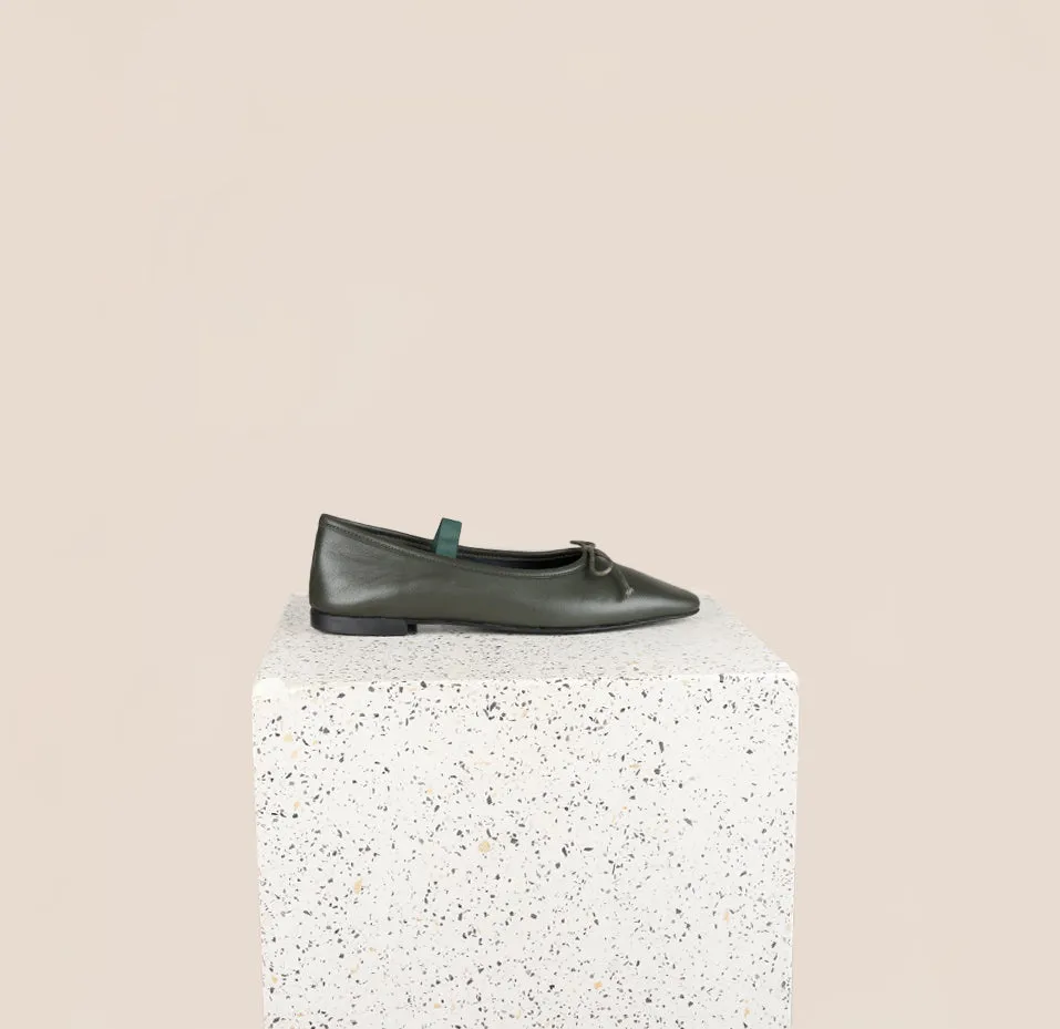 Como Strap - Olive Leather Relaxed Walk