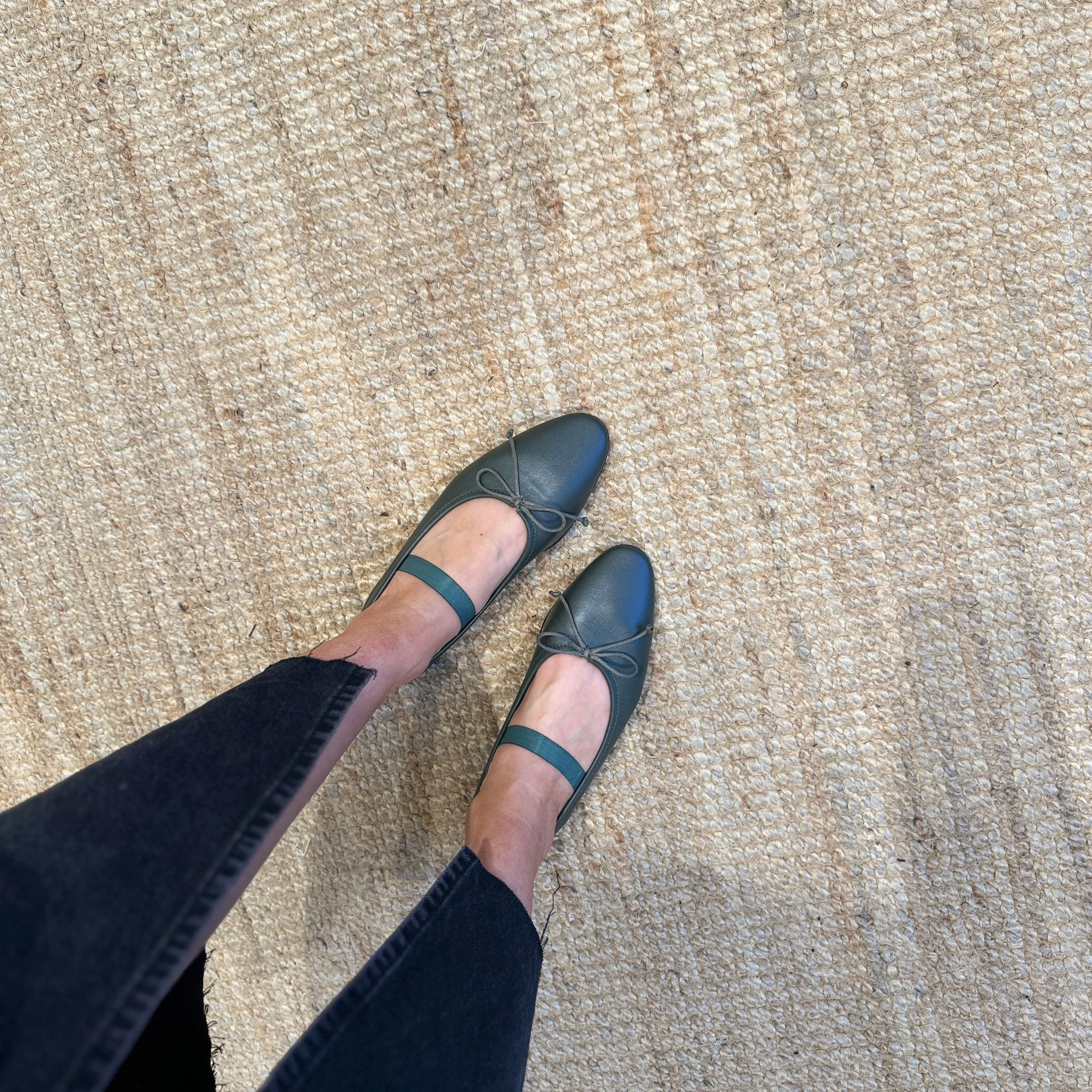 Como Strap - Olive Leather Relaxed Walk