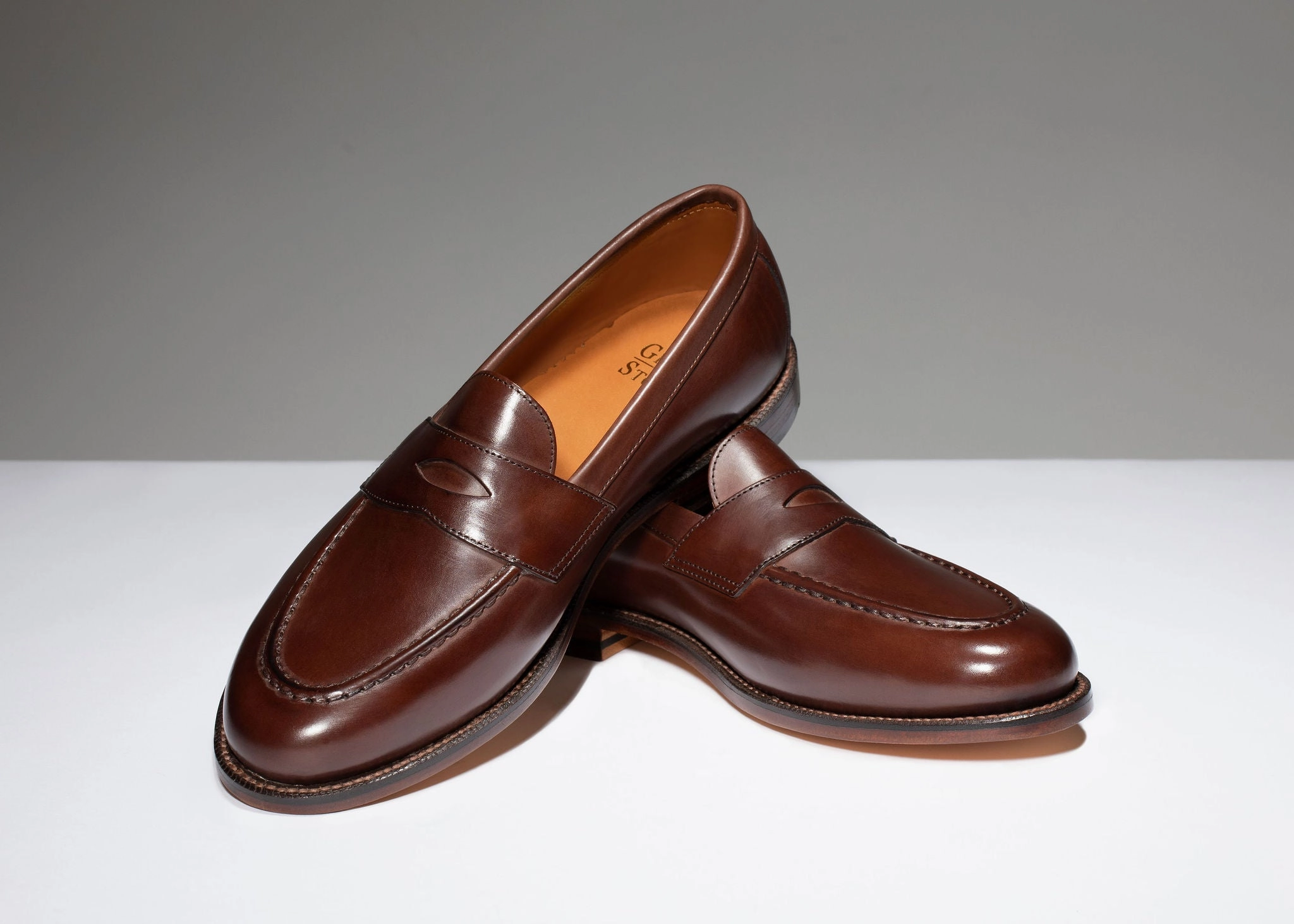 Contemporary Style Traveler Penny Tobacco Calf