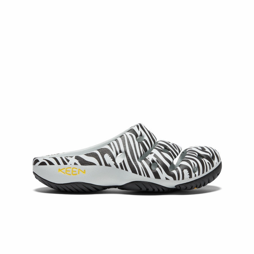 Minimalist Style Women's Yogui Arts  |  Atms Zebra Star