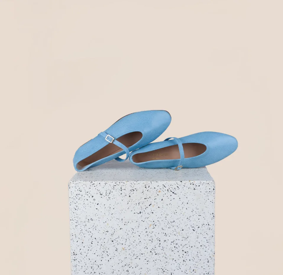 Cori - Blue Wave Fashion Staple
