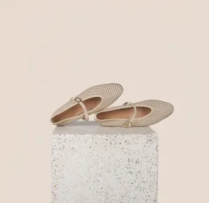 Fashion Comfort Shoes Cori - Perforated Ivory