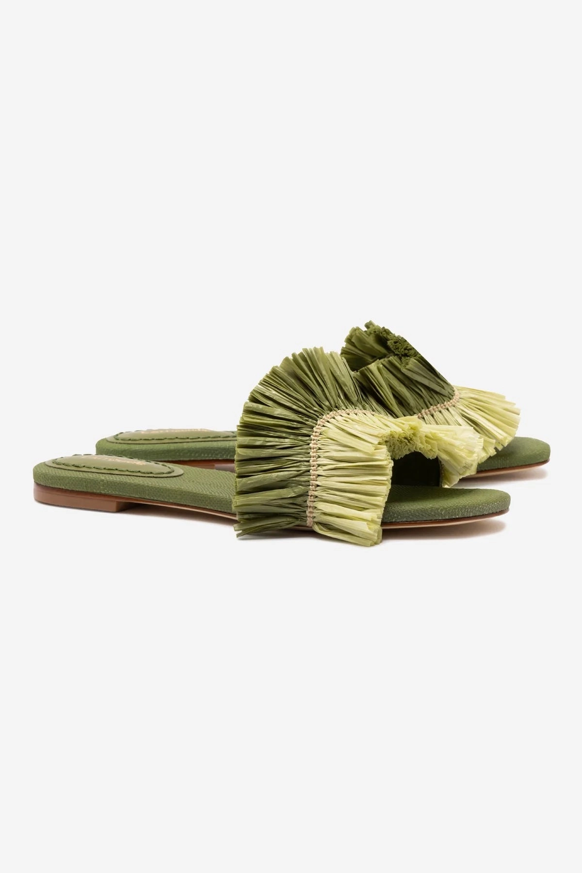Cozy Feel Ivy Fringe Flat In Seaweed Raffia