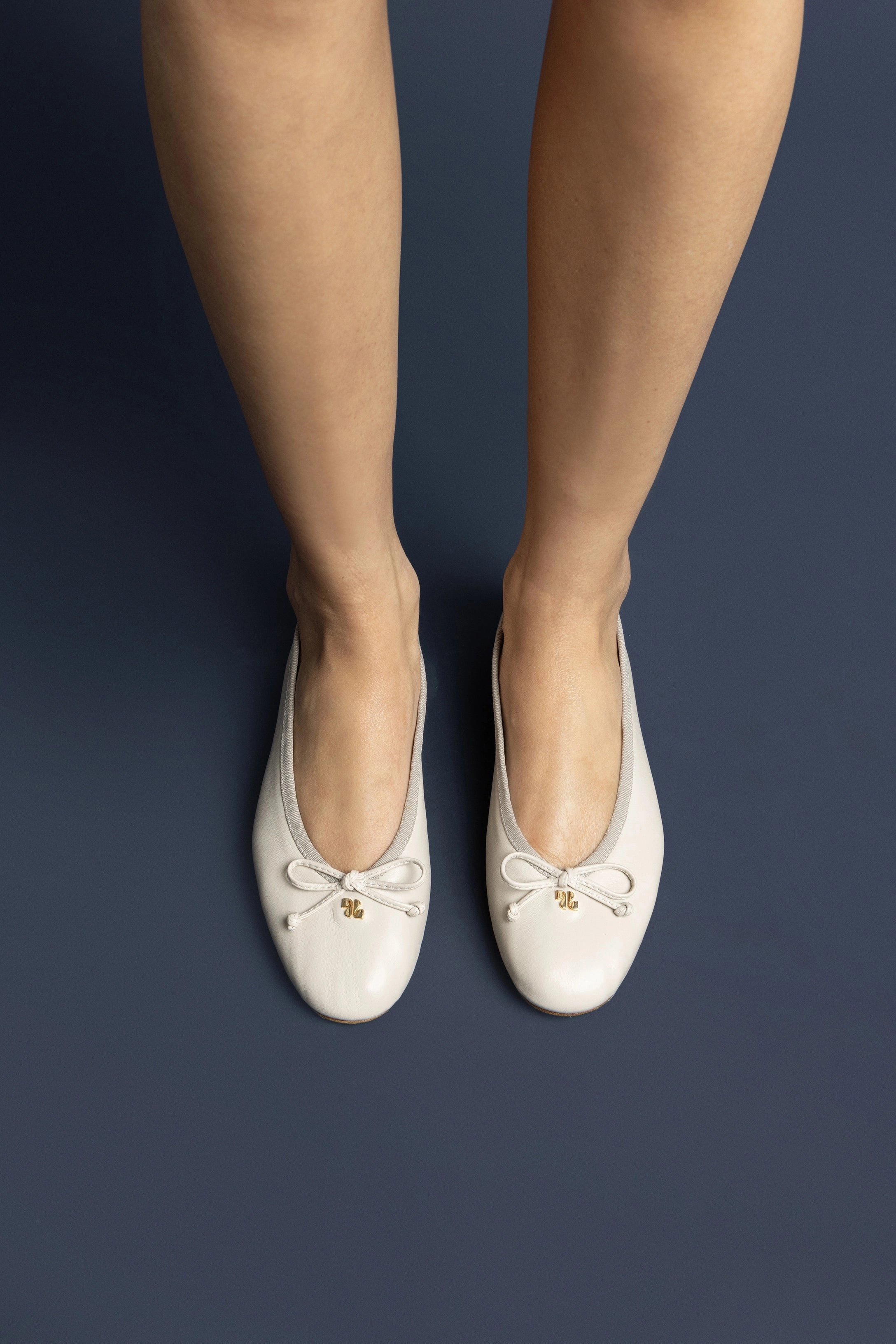 Cushioned Footbed Pavlova Ballet Flat In Mushroom Grey Leather