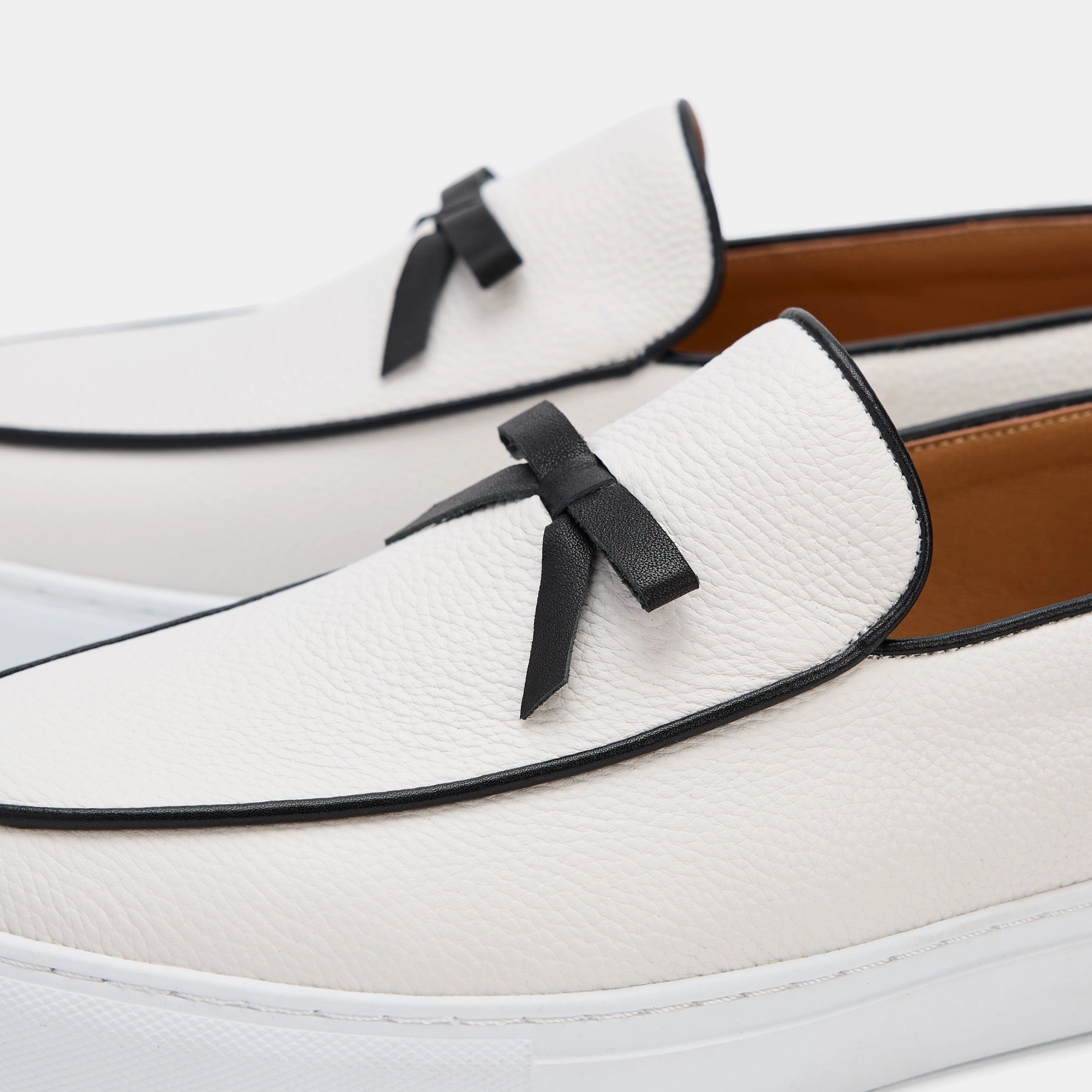 Cushioned Insole Odell White Leather Belgian Loafer Sneakers
