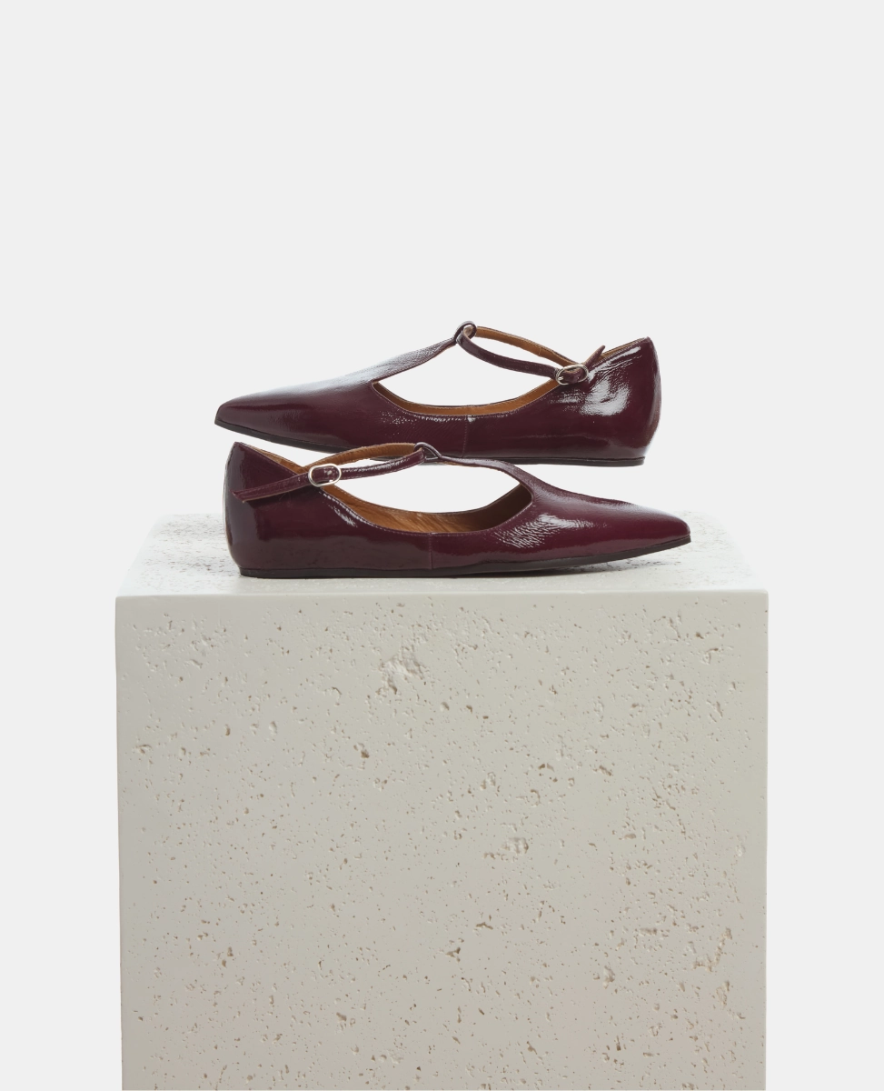 Devant Flat Cushioned Fit