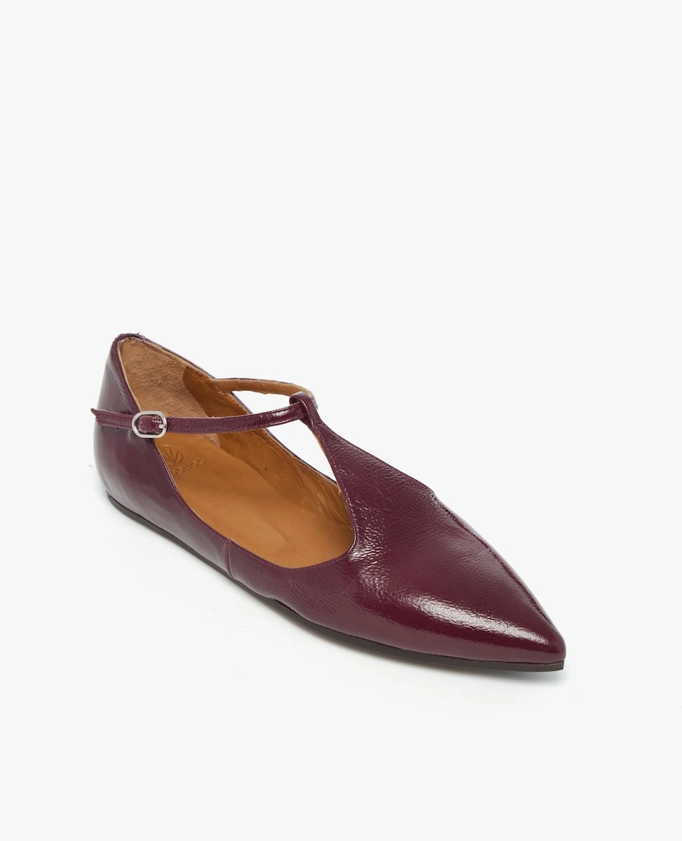 Devant Flat Cushioned Fit
