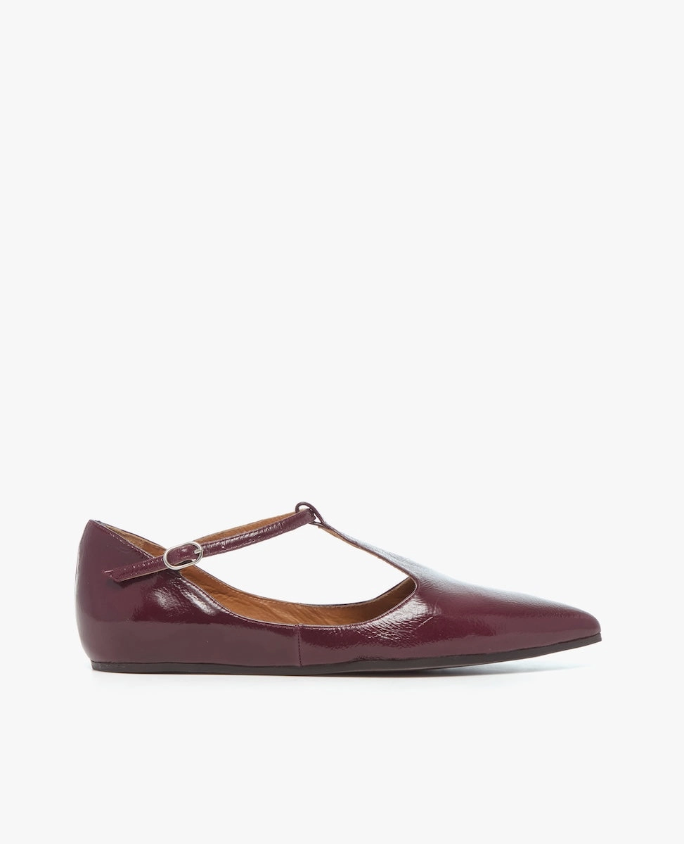 Devant Flat Cushioned Fit