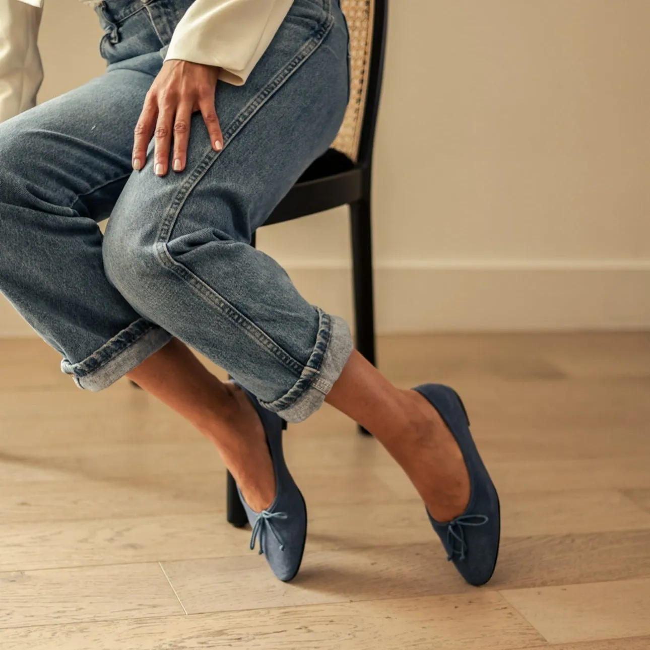 Durable Craftsmanship Como - Dark Denim