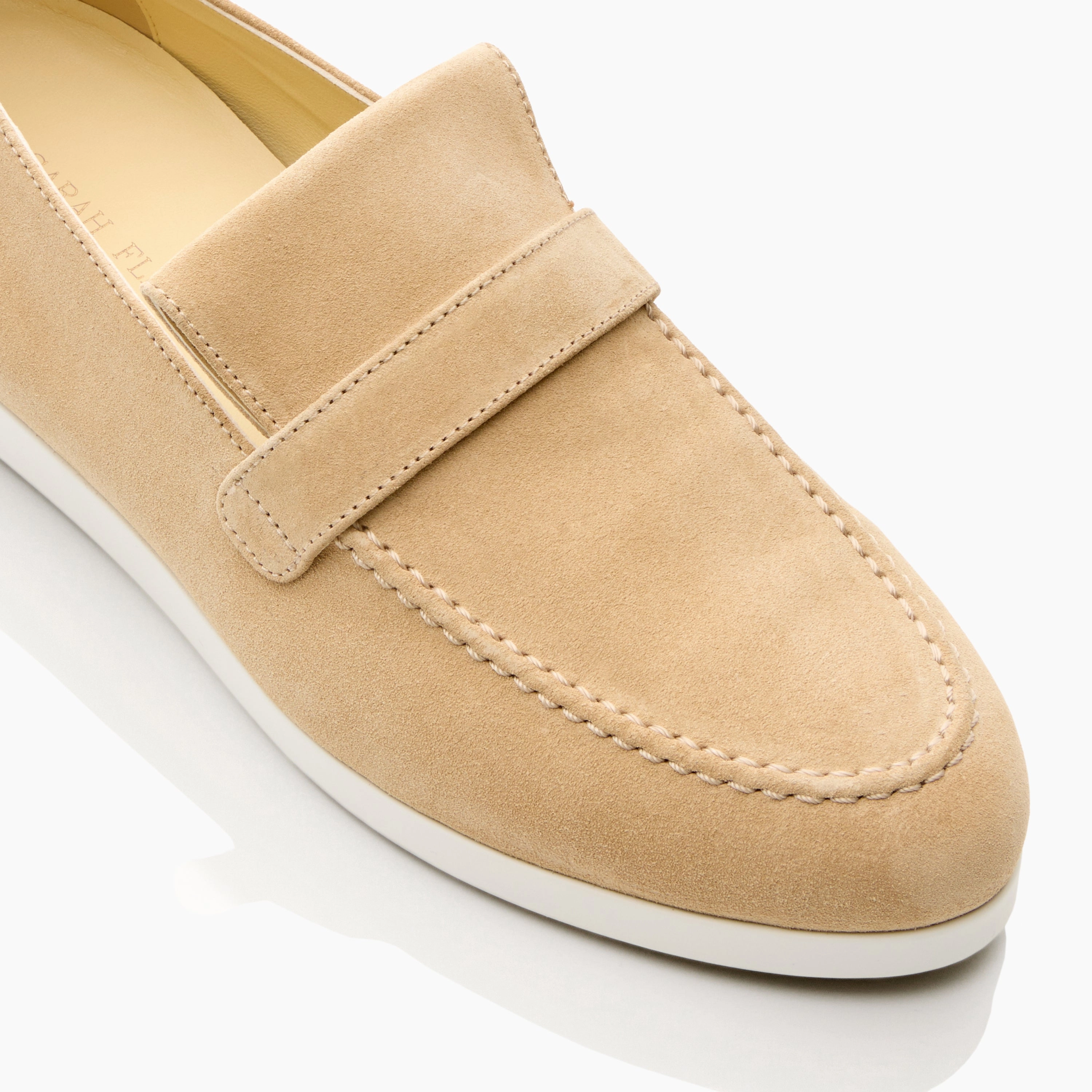 Durable Walk Alysia Sneaker