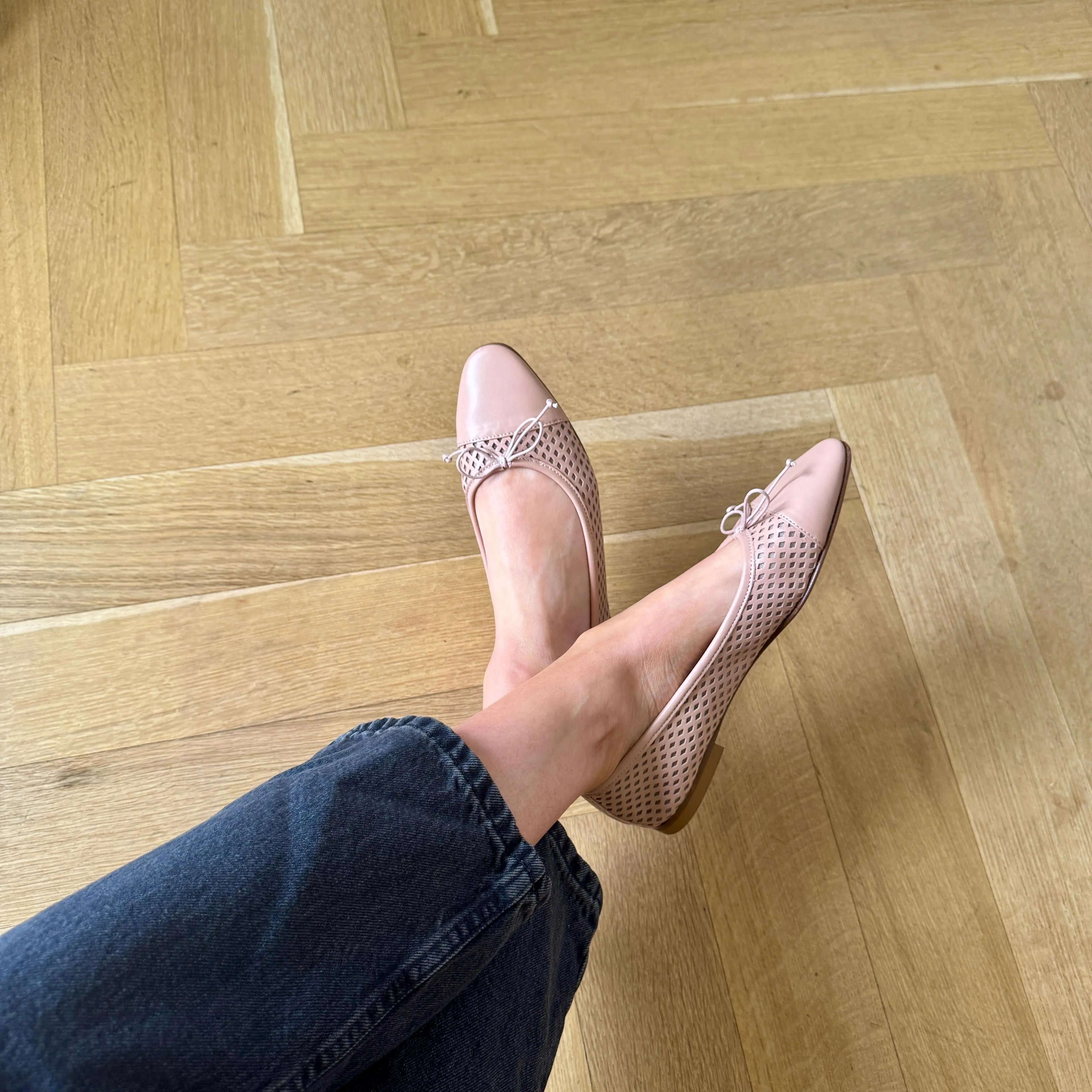 Easy Style Como -  Perforated Nude