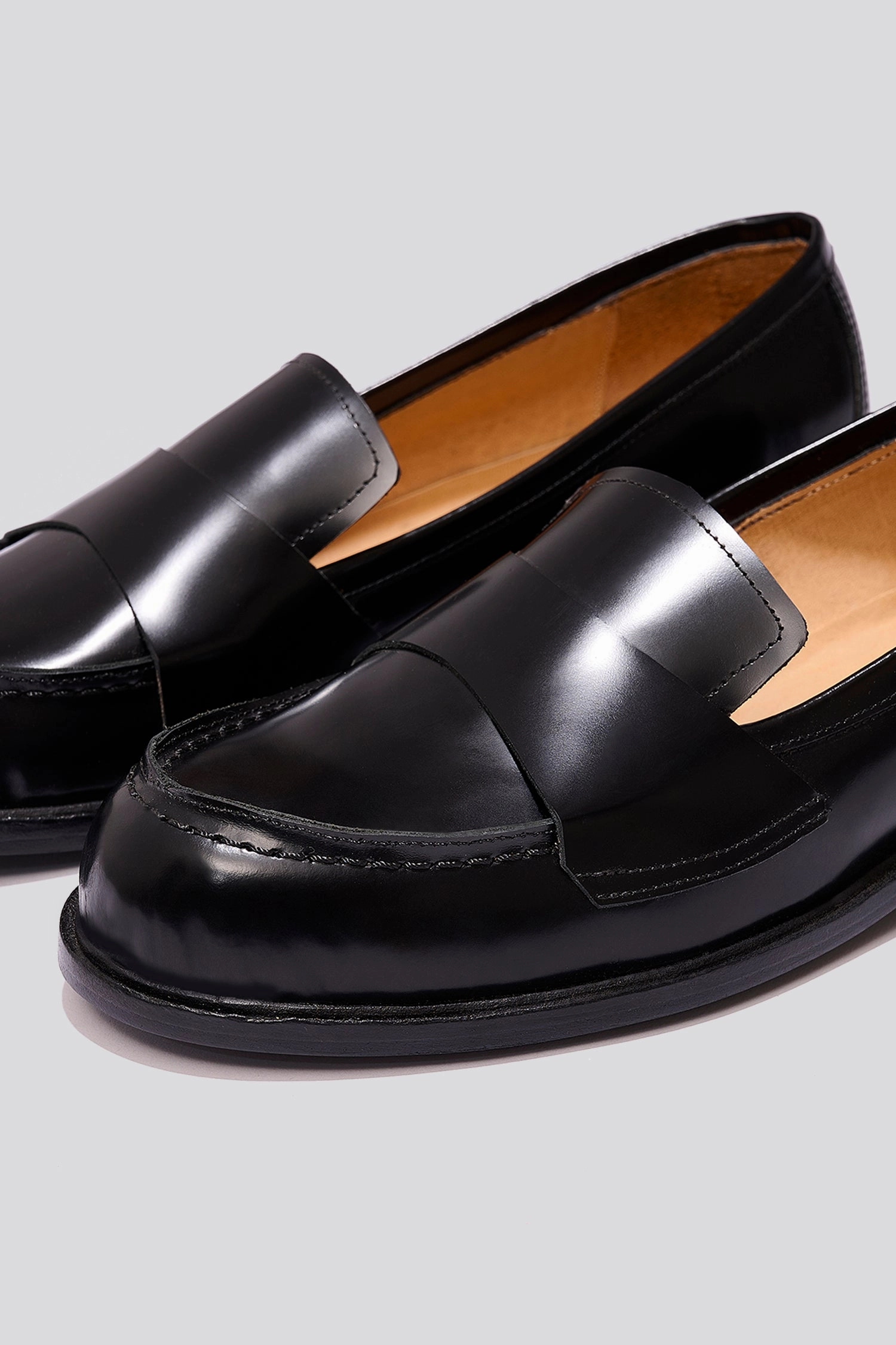 Easy Style Sofia Loafer in Black
