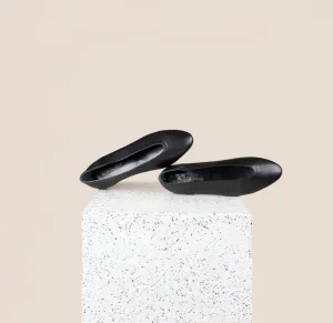 Fashion Forward Design Scala - Black Leather
