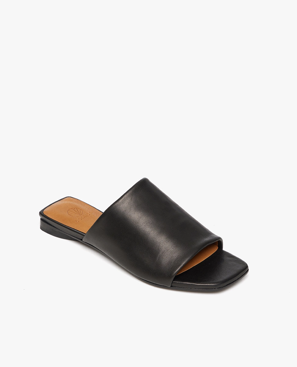 Ferhana Sandal Timeless Appeal