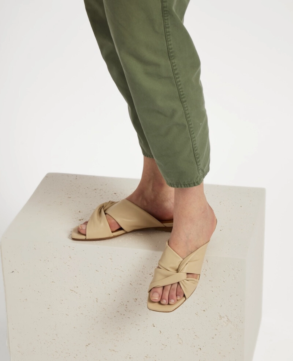 Fisk Slide Soft Leather