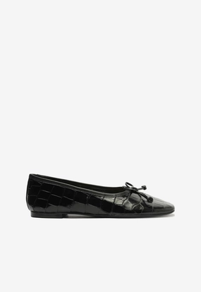 Arissa Black Leather Ballet Flat Supportive Footbed Design