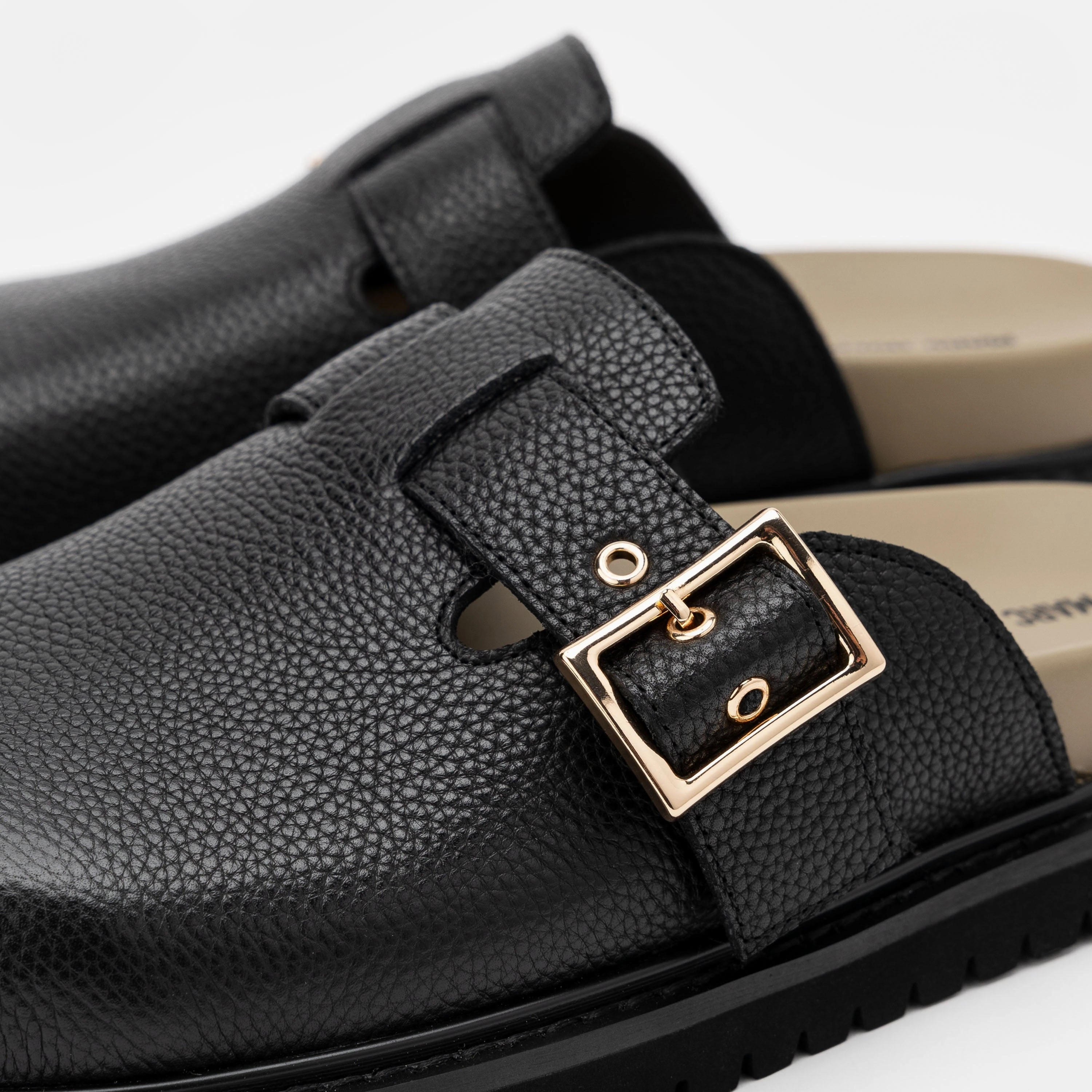 Flexible Walk Shiloh Black Leather Clogs