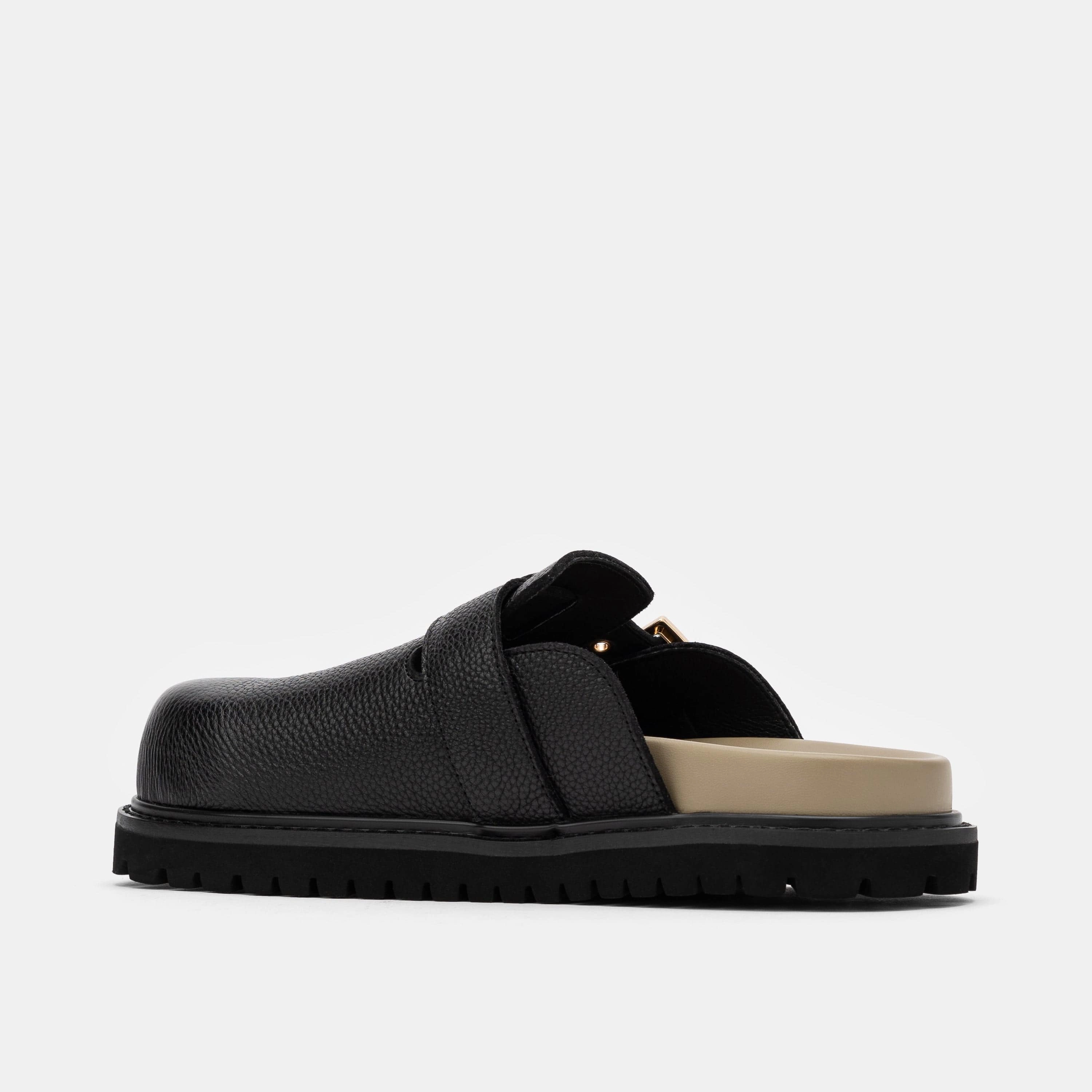 Flexible Walk Shiloh Black Leather Clogs