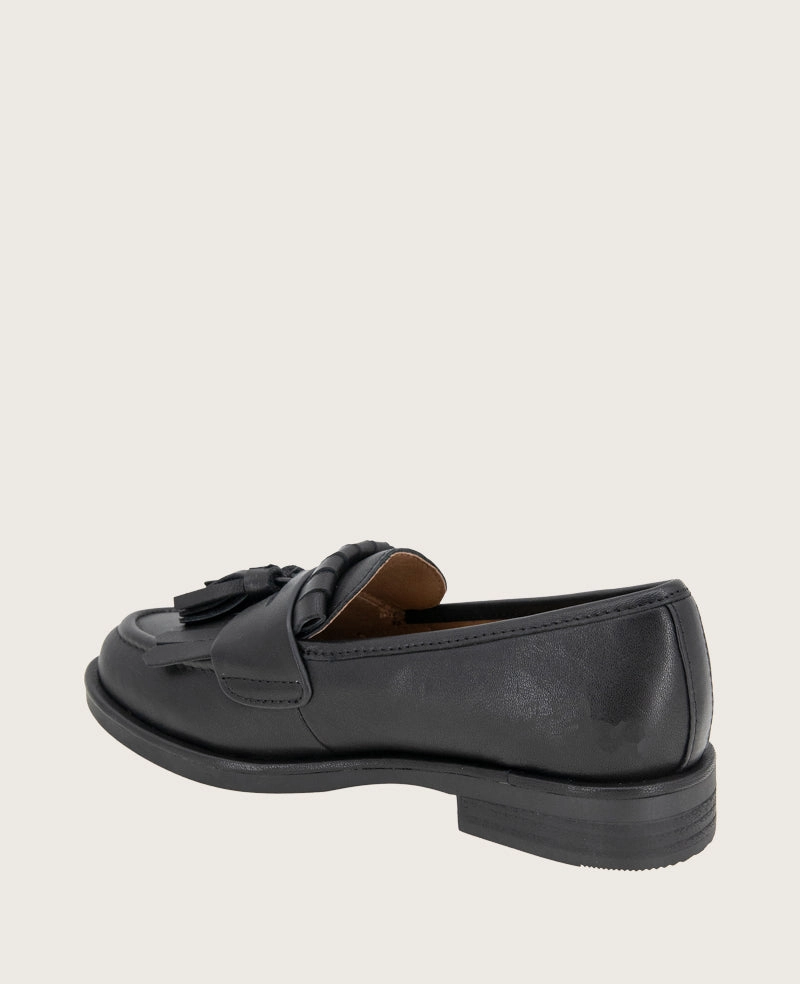 GENTLE SOULS - Cydney Leather Tassel Loafer All-Day Wear
