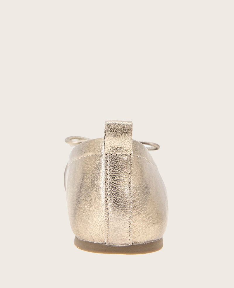GENTLE SOULS - Marilyn Leather Pleated Ballet Flat Simple Walk